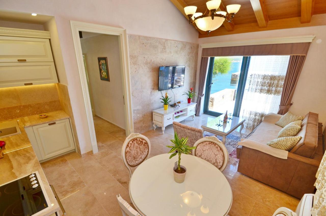 Leut Stone Residence Тиват Экстерьер фото