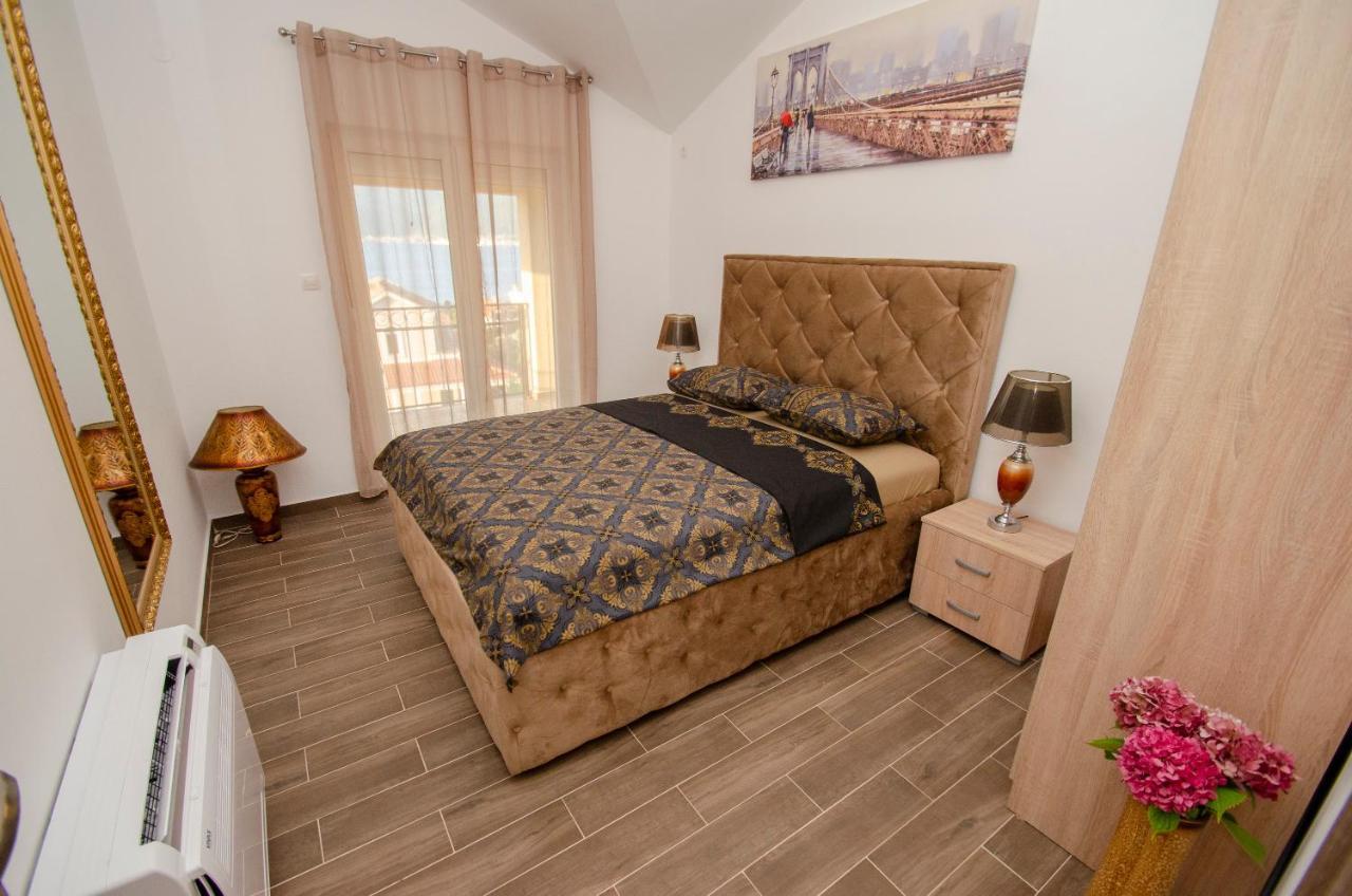 Leut Stone Residence Тиват Экстерьер фото