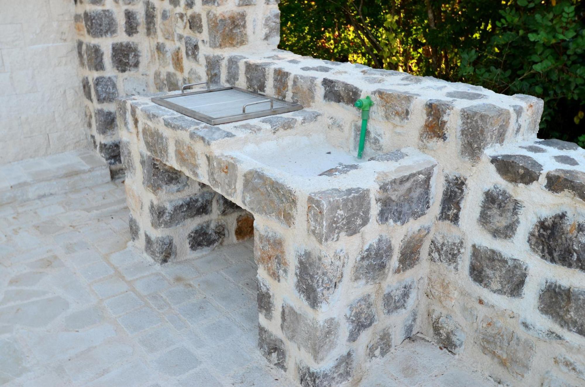 Leut Stone Residence Тиват Номер фото